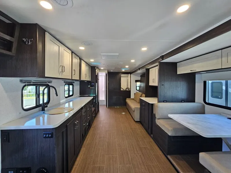 2027 Winnebago Sunflyer, photo 9 of 24
